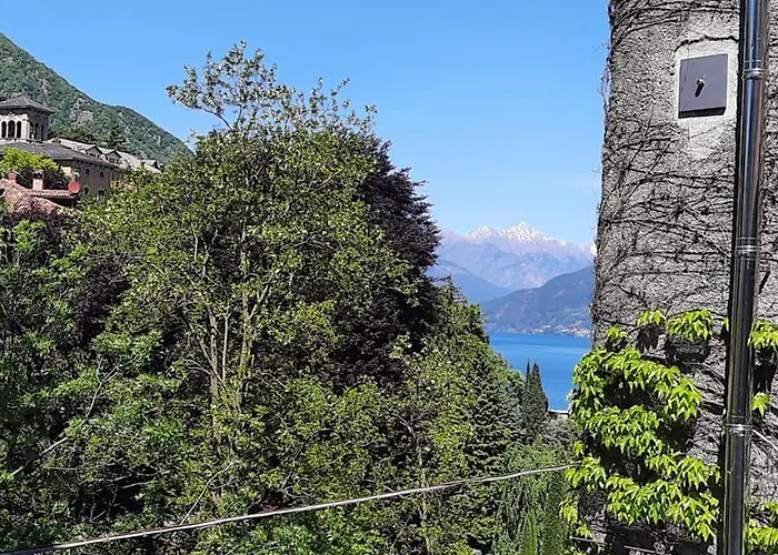 The Ivy House In The Castle Appartement Menaggio