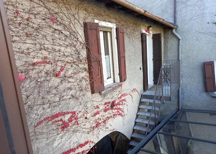 The Ivy House In The Castle Апартаменты *